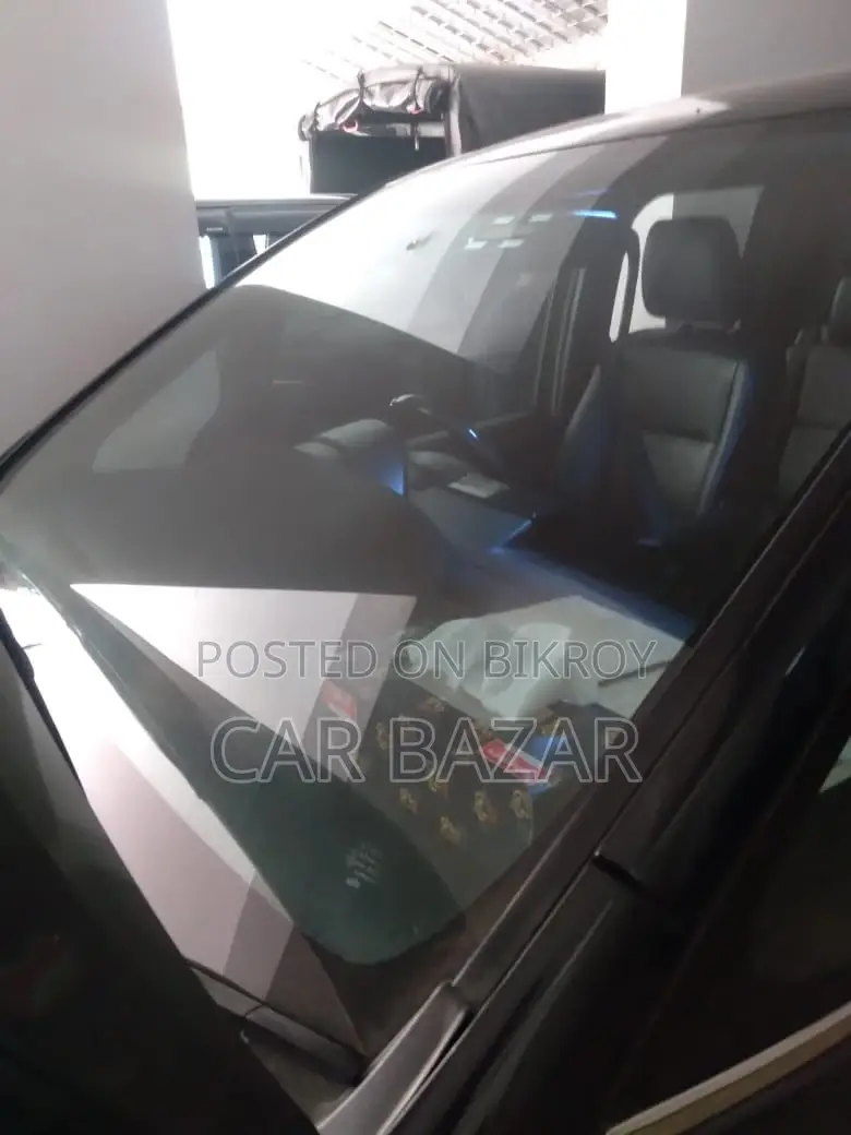 Toyota Noah Esquire Gi Octane 2019