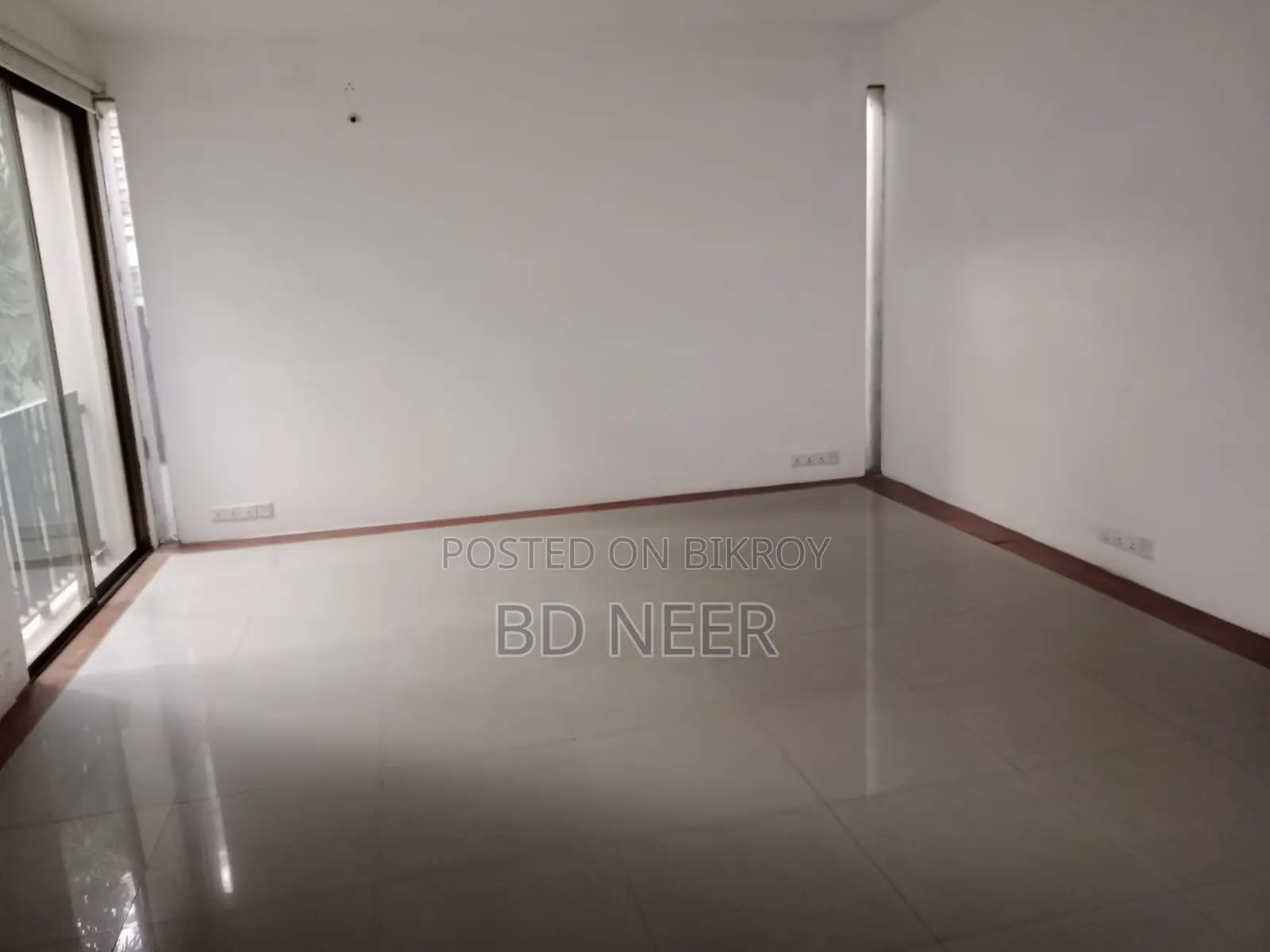 গুলশান-২ উত্তরে ভাড়ার জন্য ব্যক্তিগত বাড়ি