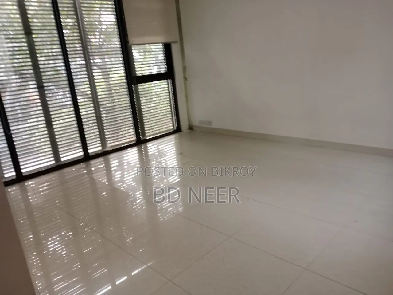 গুলশান-২ উত্তরে ভাড়ার জন্য ব্যক্তিগত বাড়ি