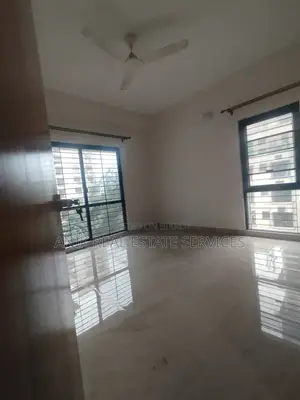 গুলশানে ভালো মানের ৩ বেডরুমের আনফার্নিশড ফ্ল্যাট ভাড়া
