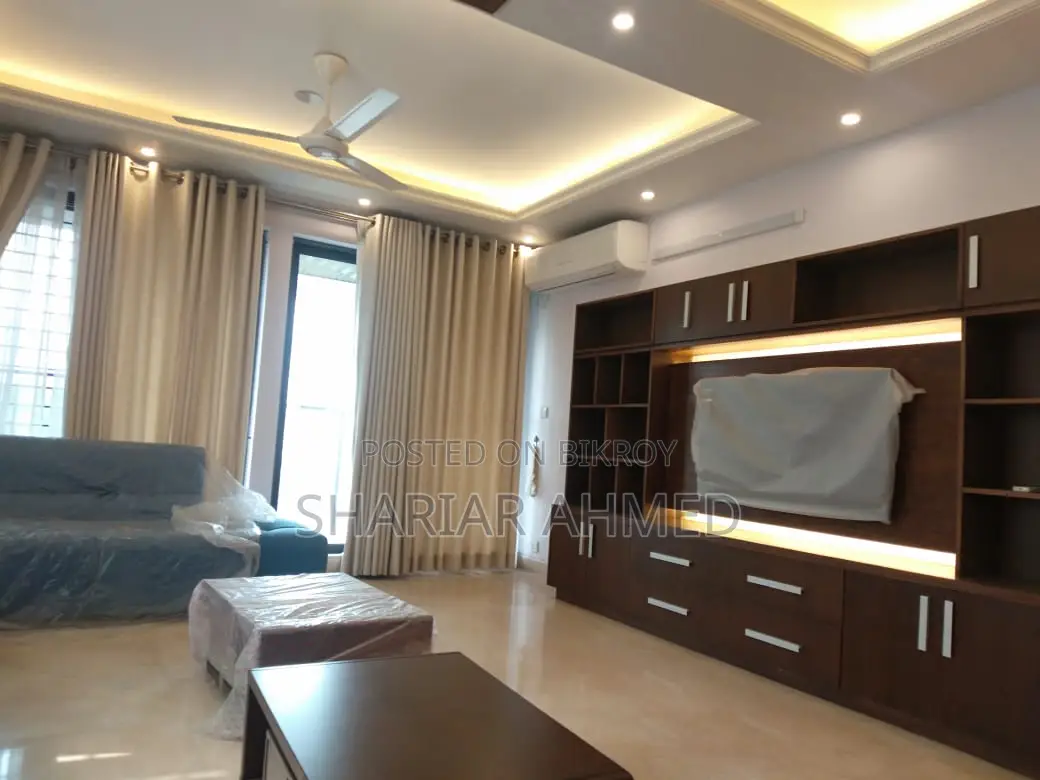 Fully Furnished Lake View Apartment Available For Rent In Gulshan 2