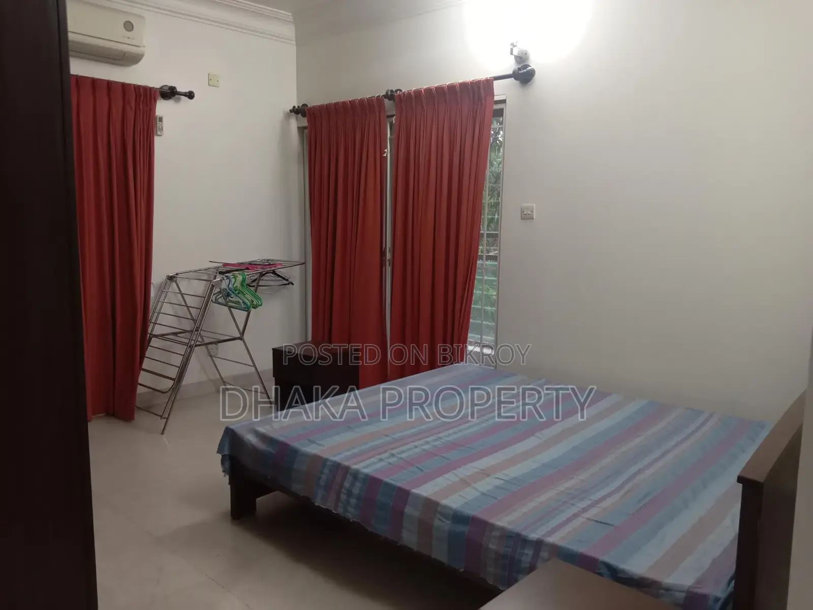 Full Furnished Exclusive 3 Bedrooms Flat Rent in Gulshan -2