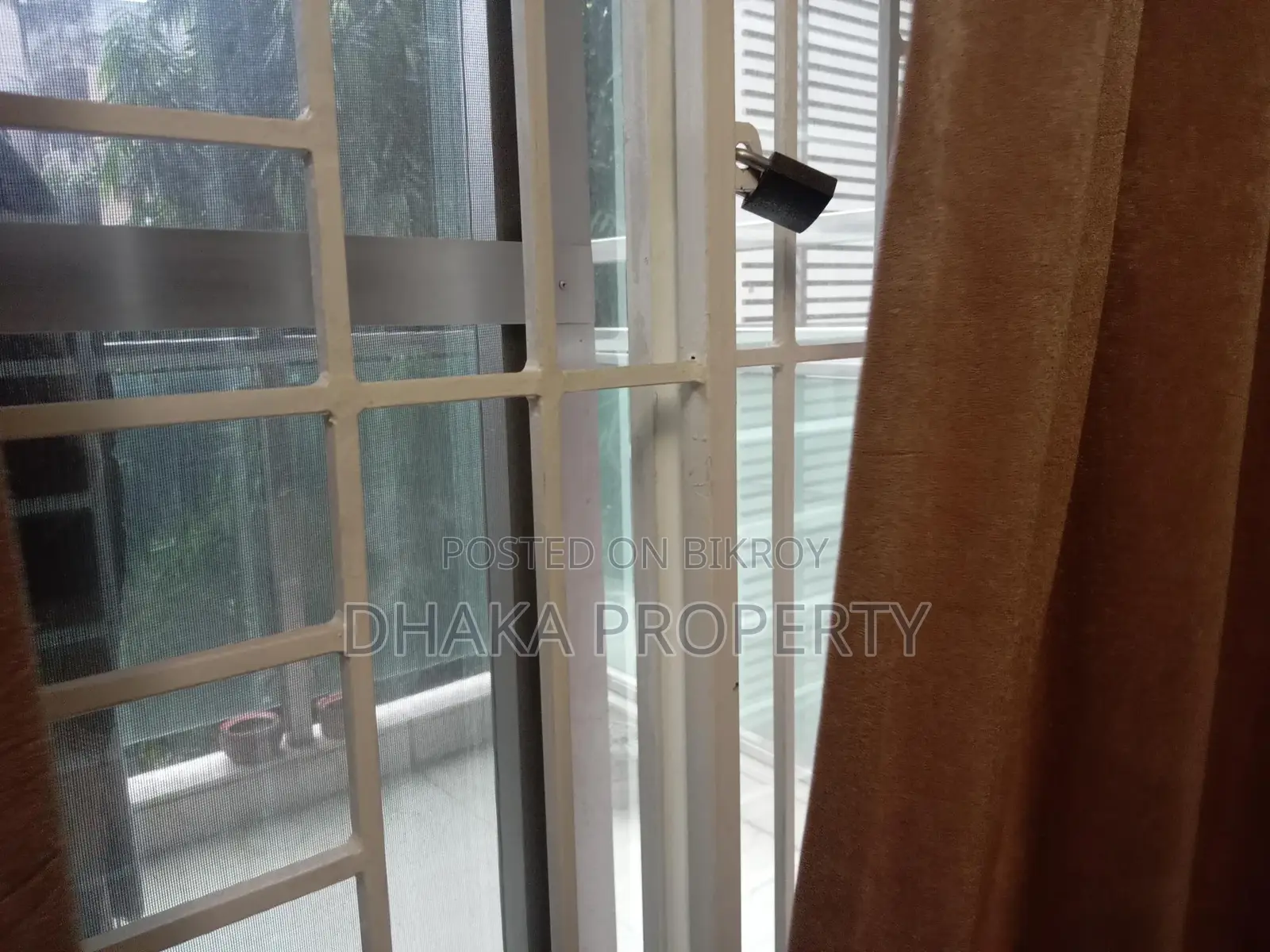 Full Furnished Exclusive 3 Bedrooms Flat Rent in Gulshan -2