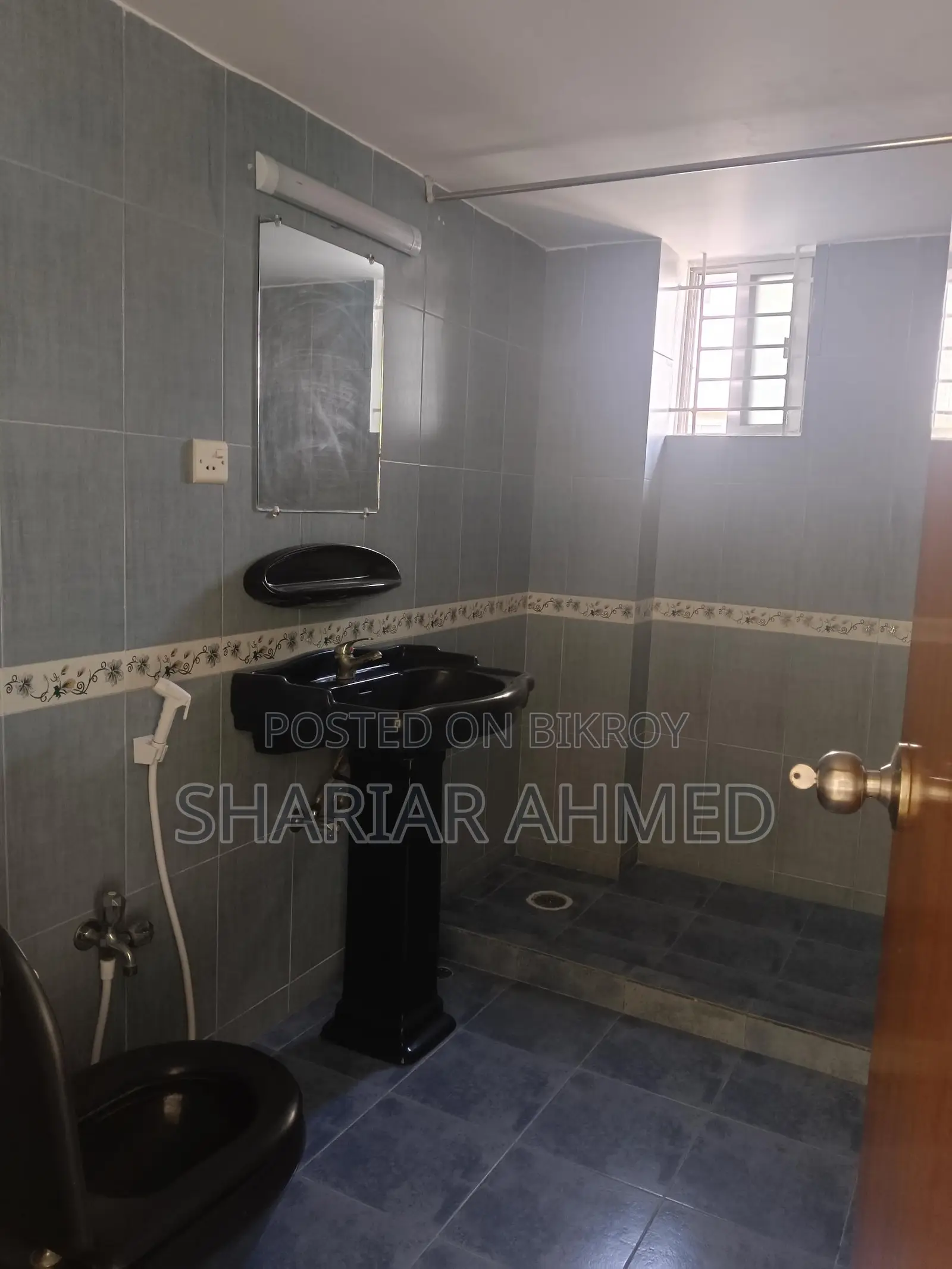 Good Quality 3000 Sqft 4 Bed Un-Furnished Flat For Rent In Gulshan 1