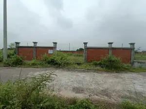 ৭৫ ফুট রাস্তার উপর, দক্ষিণমুখী, সেক্টর#১৫-এ ৩ কাঠার প্লট