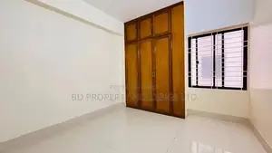 Exclusive 2600 Sft Semi Furnish Apartment Rent In Bashundhara
