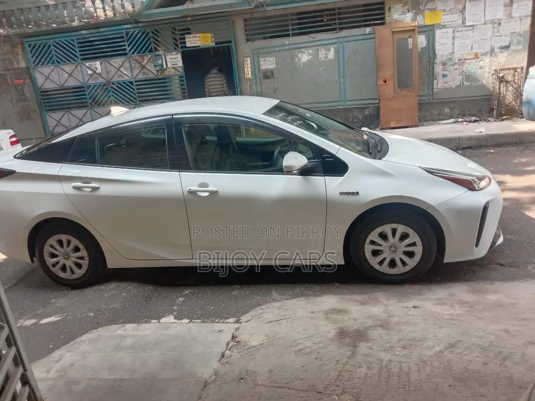 Toyota Prius 2020