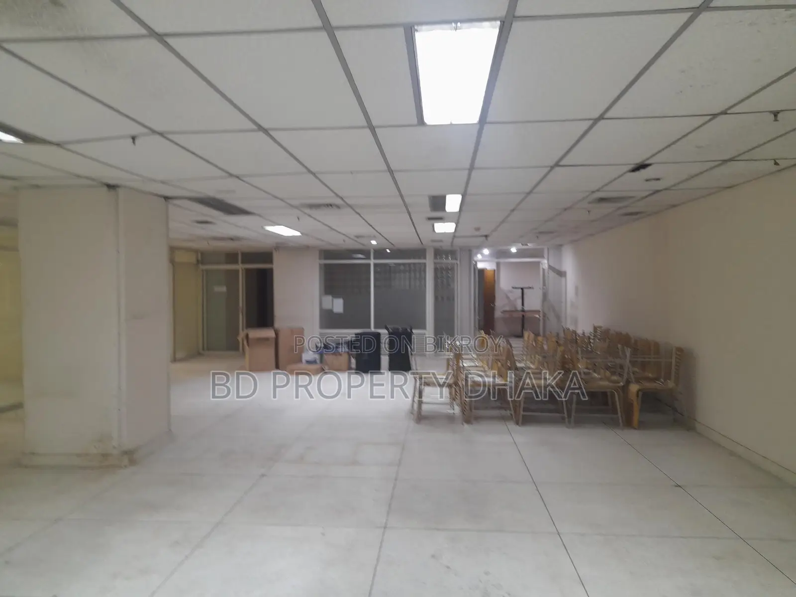 6100 Sqft Semi-furnished Open Commercial Space for Rent in Banani