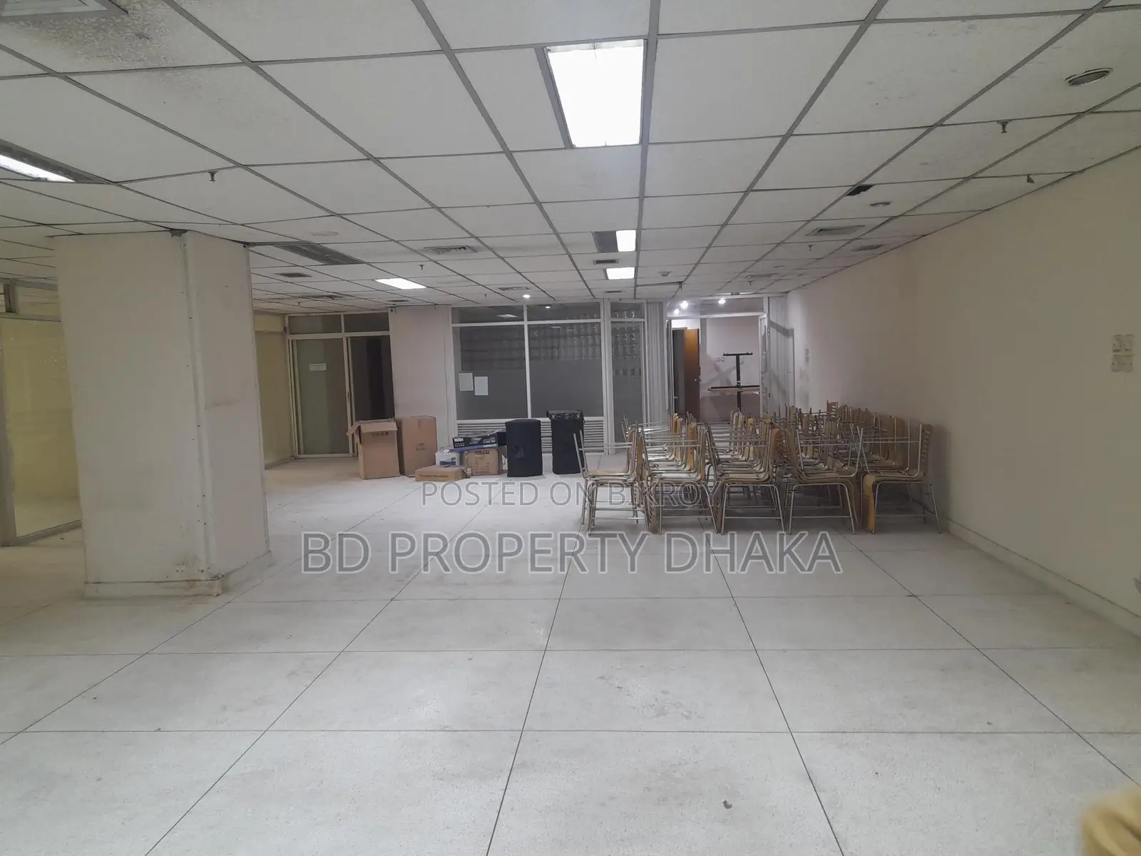 6100 Sqft Semi-furnished Open Commercial Space for Rent in Banani