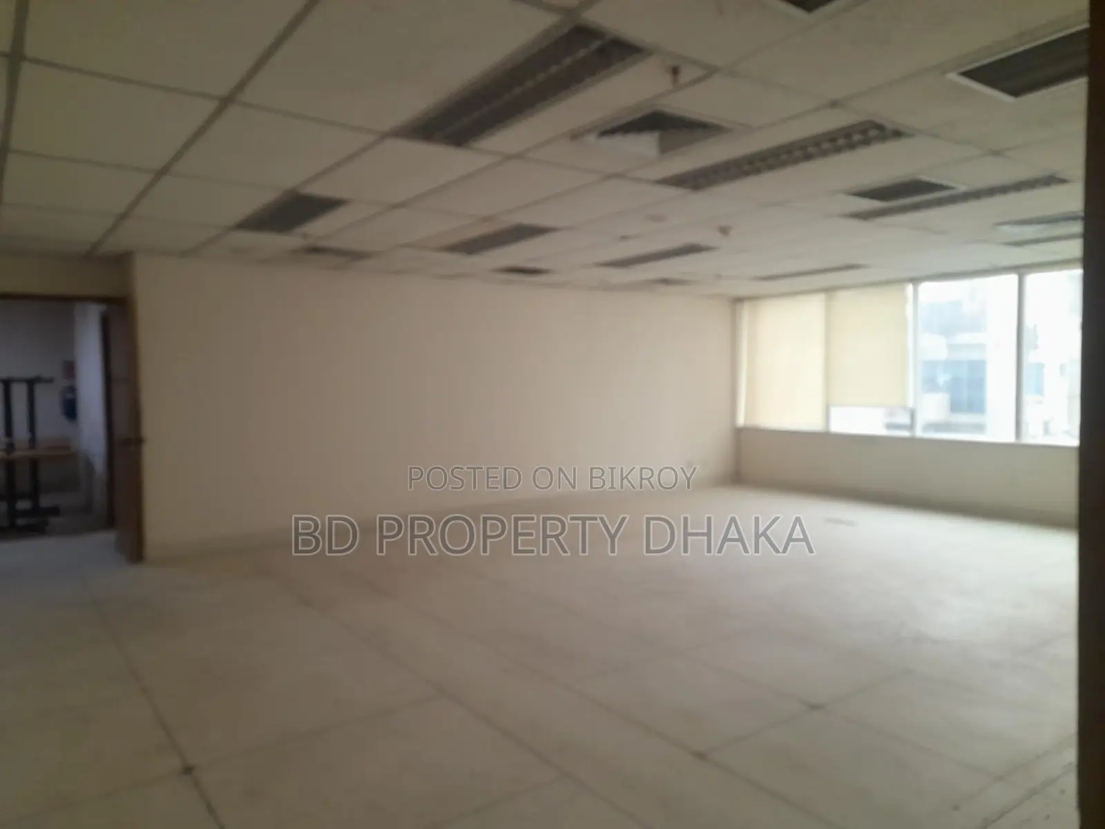 6100 Sqft Semi-furnished Open Commercial Space for Rent in Banani