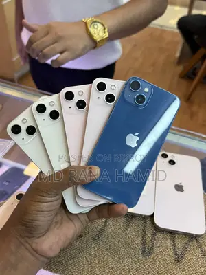 Apple iPhone 13 . (Used)