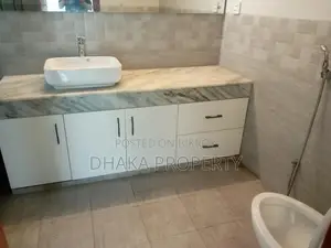 Semi-Furnished Luxurious Apartment Rent in Banani