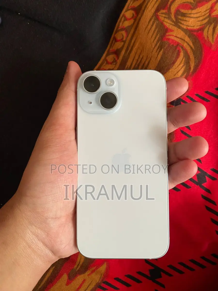 Apple iPhone 15 (Used)