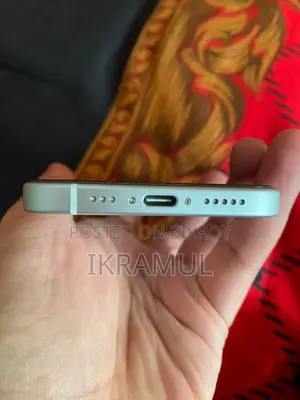 Apple iPhone 15 (Used)