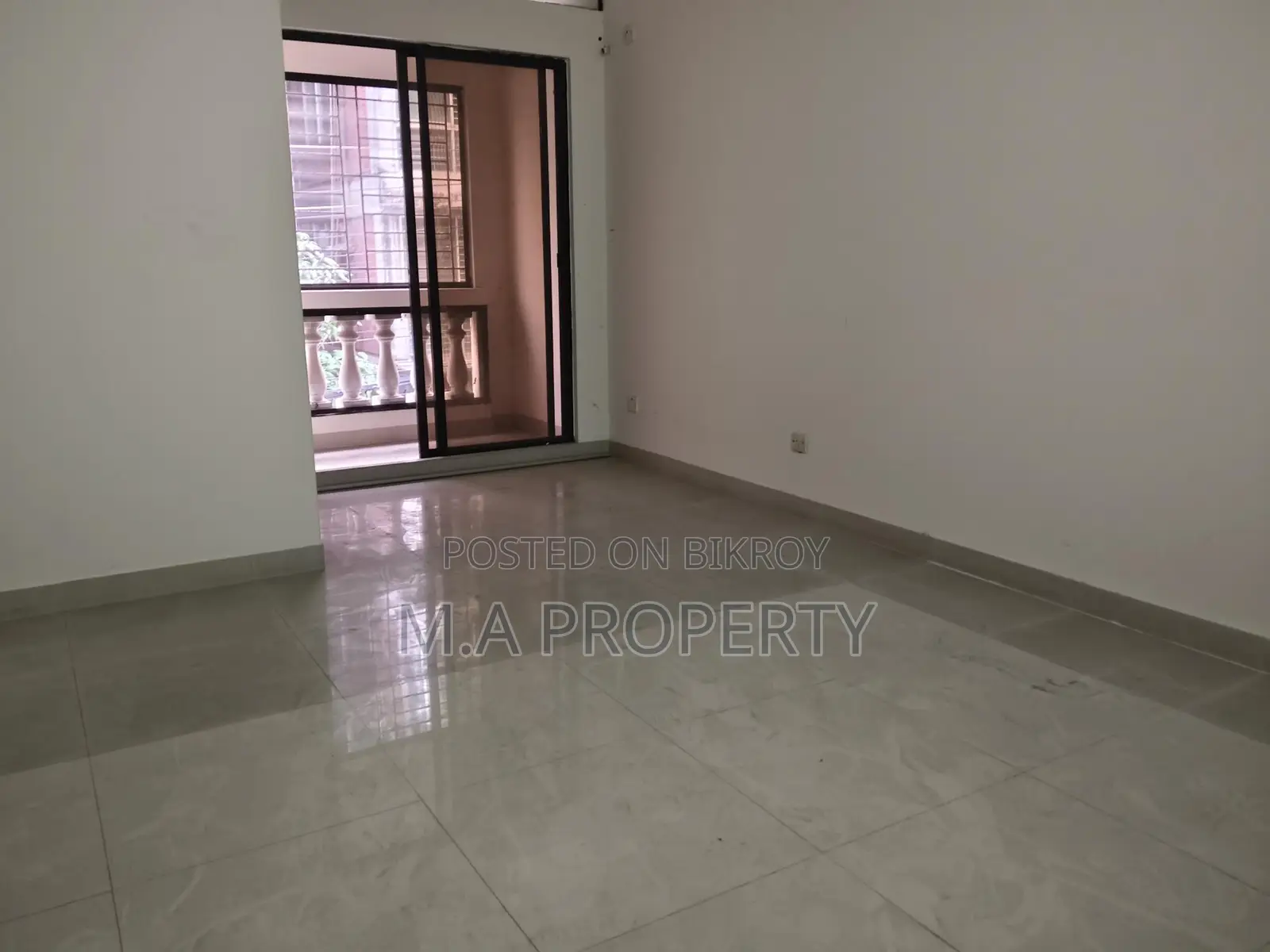 Gulshan-1 finished 3-Bed Apartment Rent