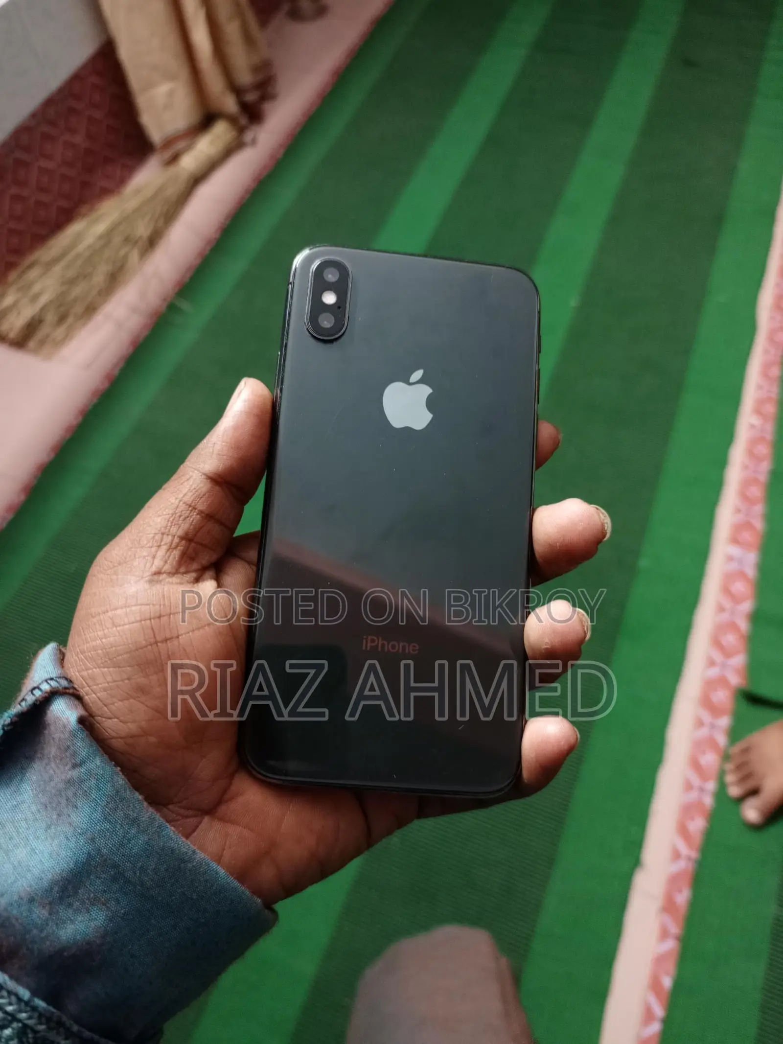 Apple iPhone XS 256 GB (Used)