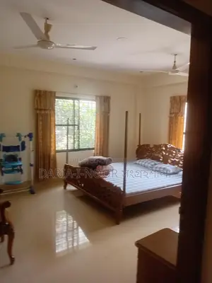 Four houses on a 7-story plan on 3 kathas with Duplex facilities in Bashundhara Block G