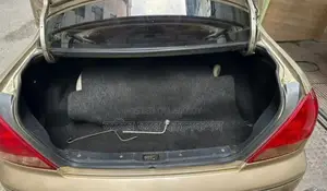 Nissan Sunny golden 2005
