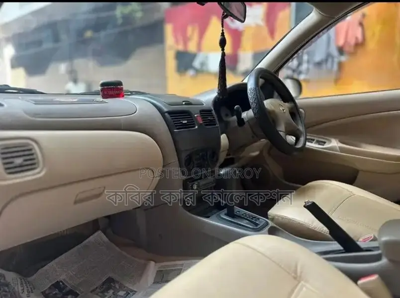 Nissan Sunny golden 2005
