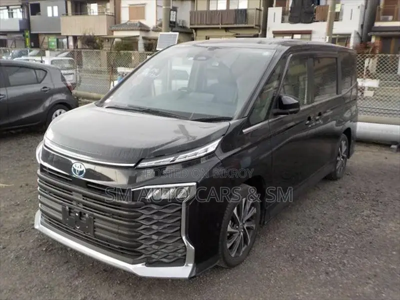 Toyota Voxy Hybrid SZ Black New 2022
