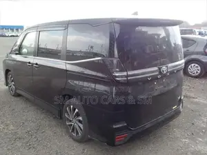 Toyota Voxy Hybrid SZ Black New 2022
