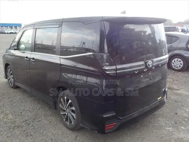 Toyota Voxy Hybrid SZ Black New 2022