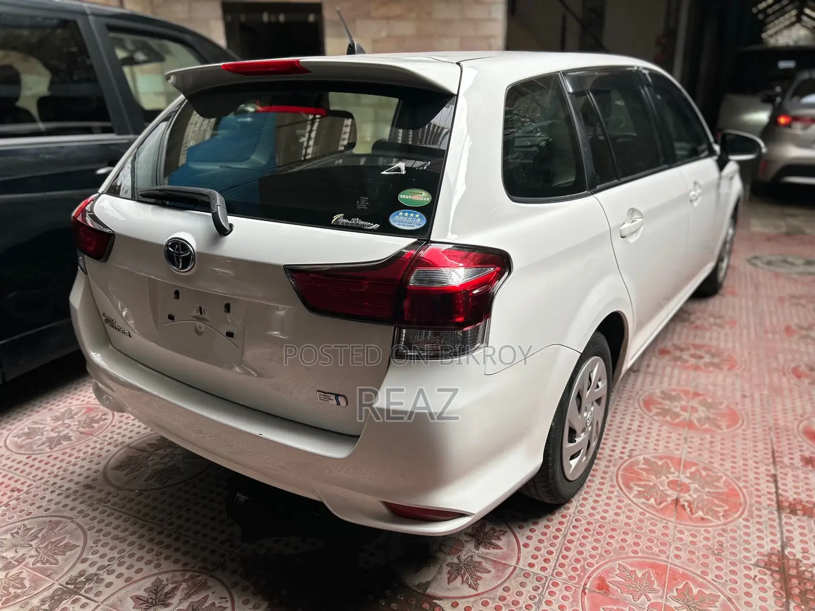টয়োটা ফিল্ডার ইএক্স প্যাকেজ সাদা / ২০২০