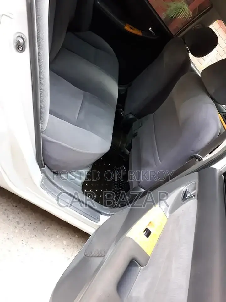 Toyota Corolla G SILVER OVER FRESH 2005