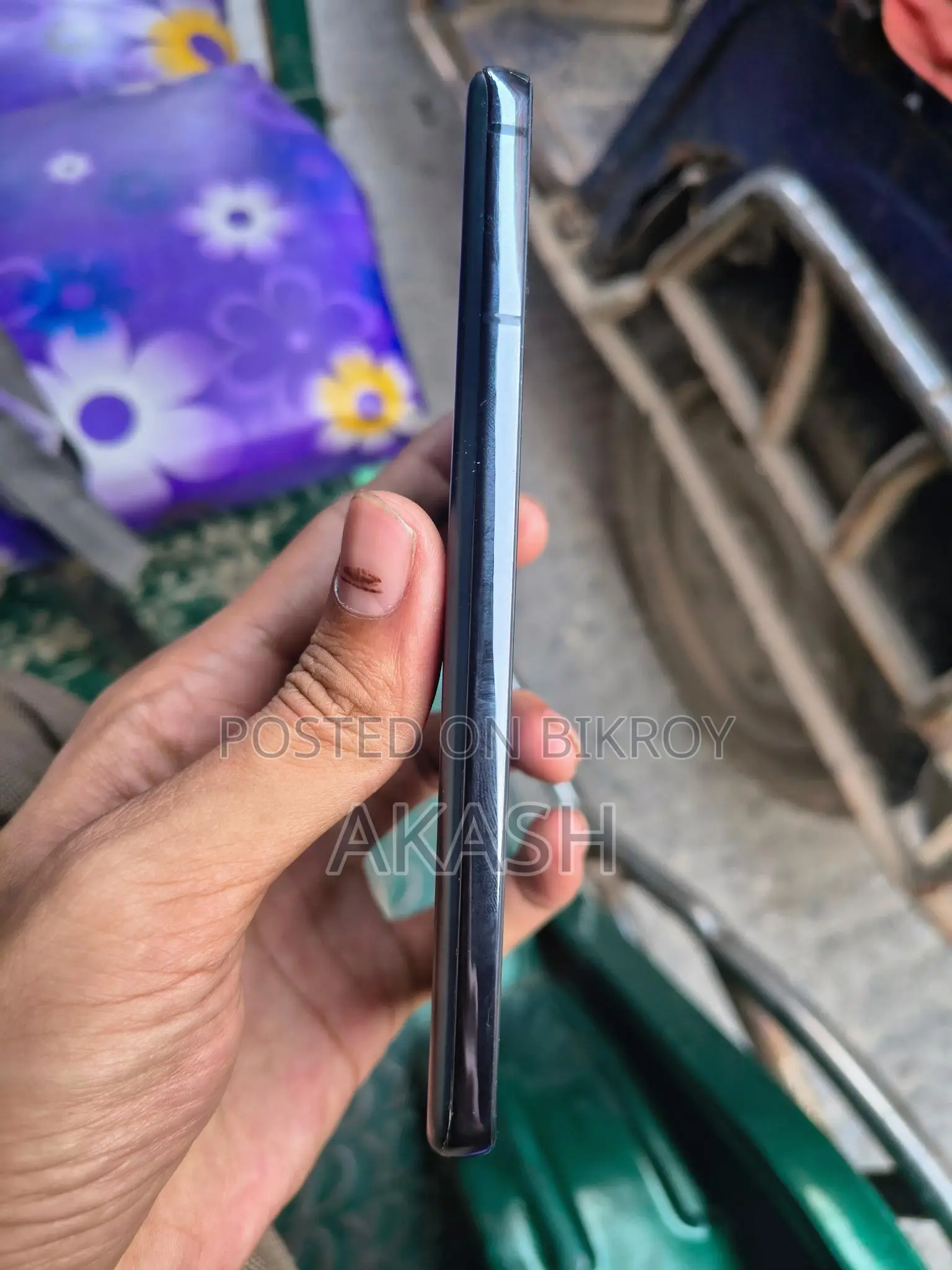 Samsung Galaxy S21 8/128 GB (Used)