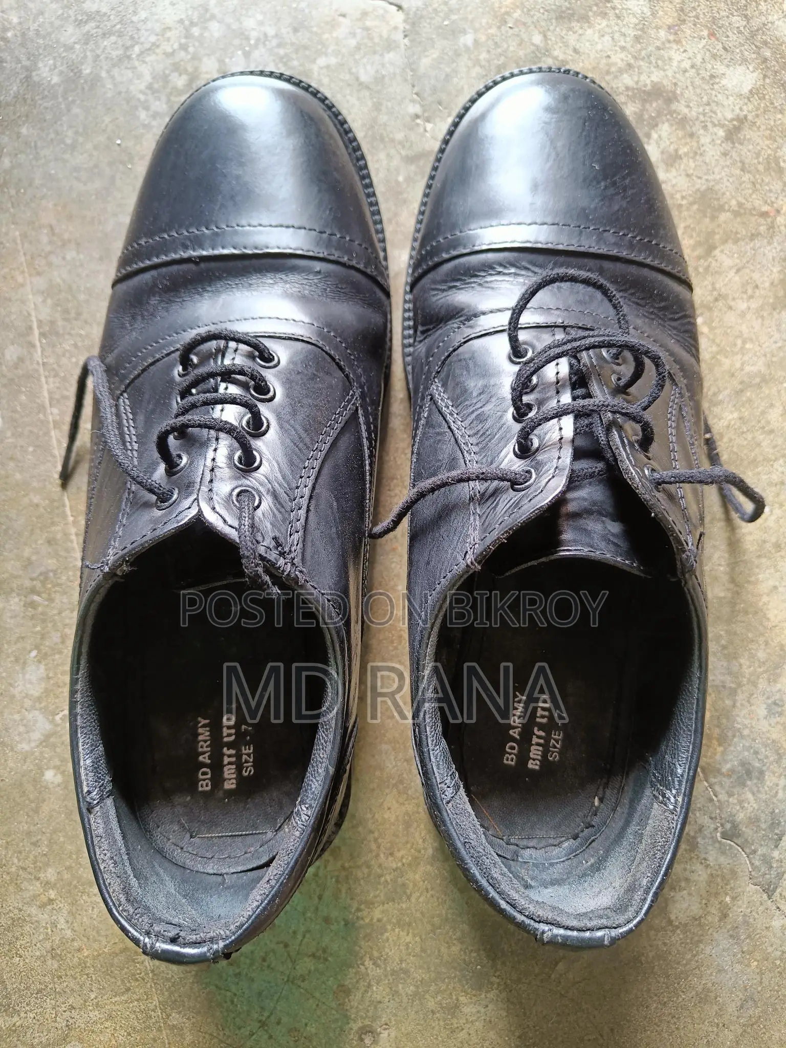 Formal shoes, size 7