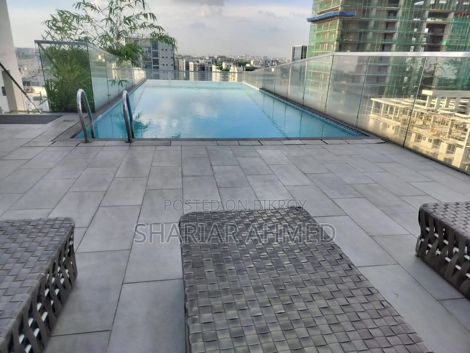 3 Bed 3700 Sqft Semi-Furnished Flat For Rent In Gulshan