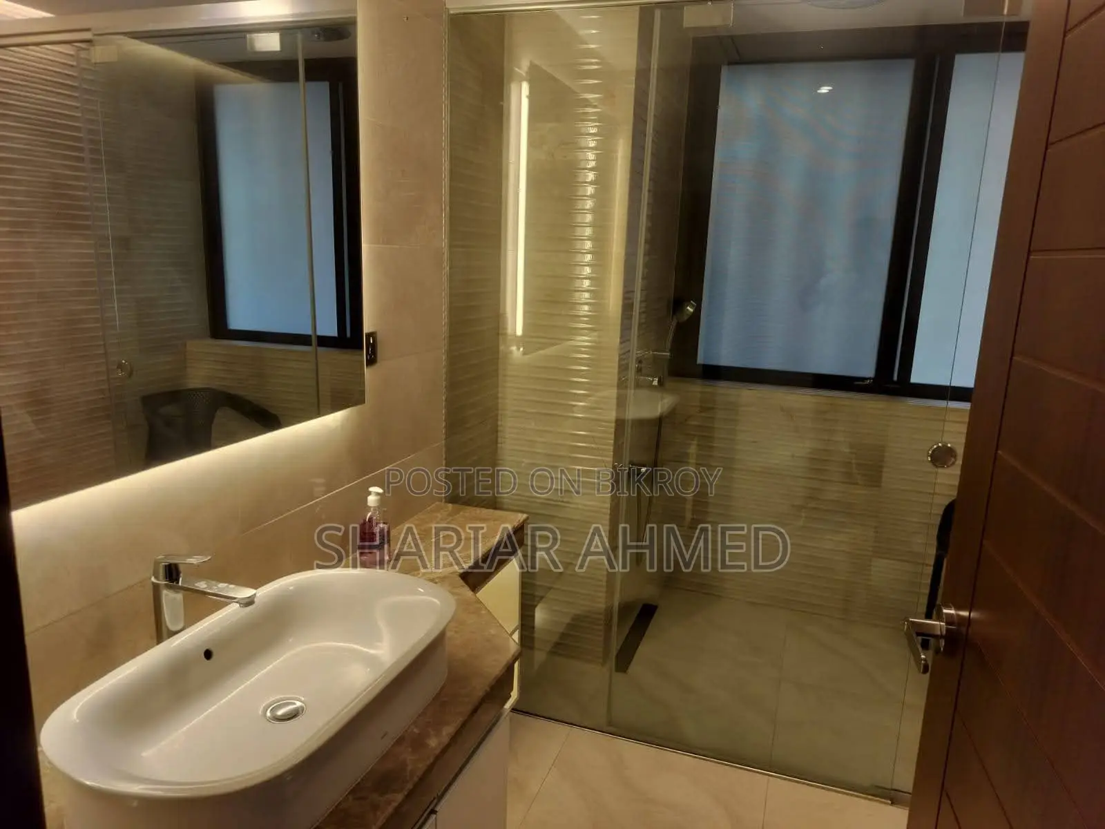 3 Bed 3700 Sqft Semi-Furnished Flat For Rent In Gulshan