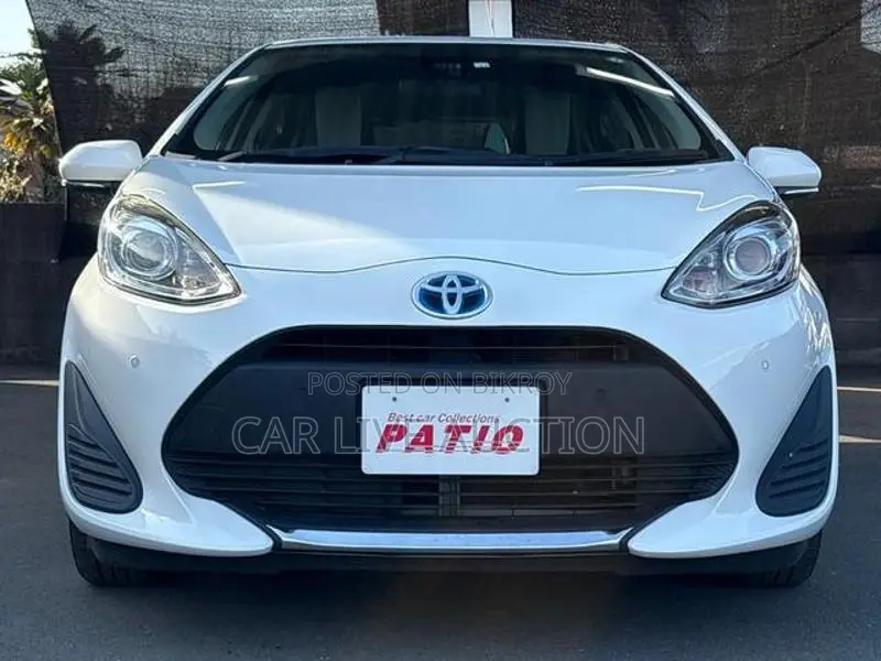 Toyota Aqua Hybrid S package 2021
