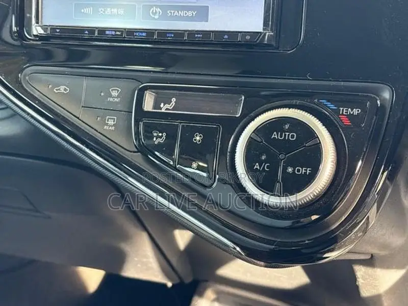 Toyota Aqua Hybrid S package 2021