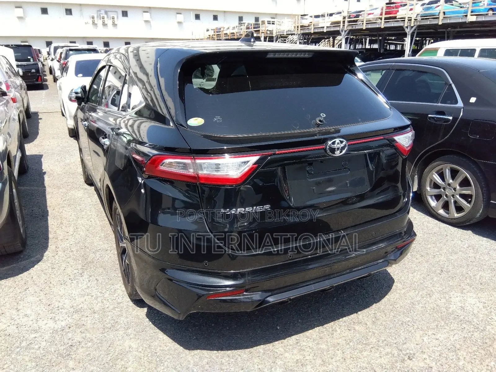 Toyota Harrier PREMIUM PACAKGE 2020