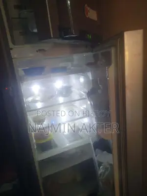 LG refrigerator, 6/7 yrs used