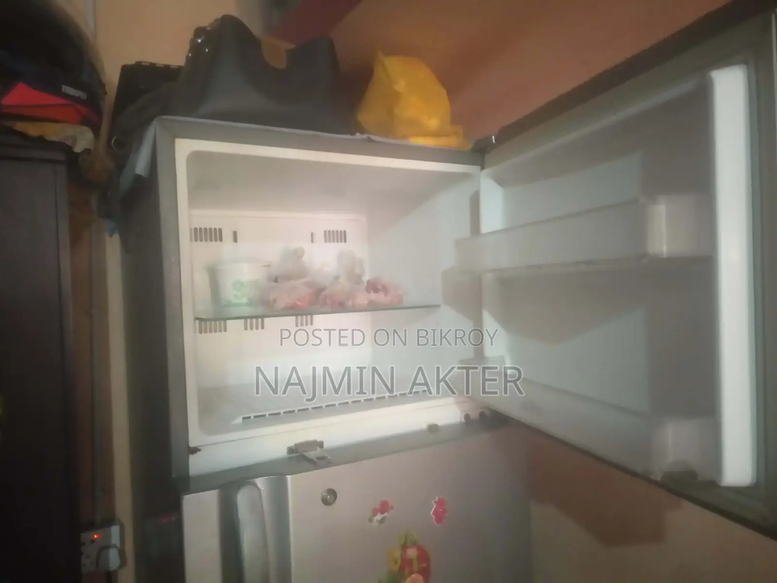 LG refrigerator, 6/7 yrs used
