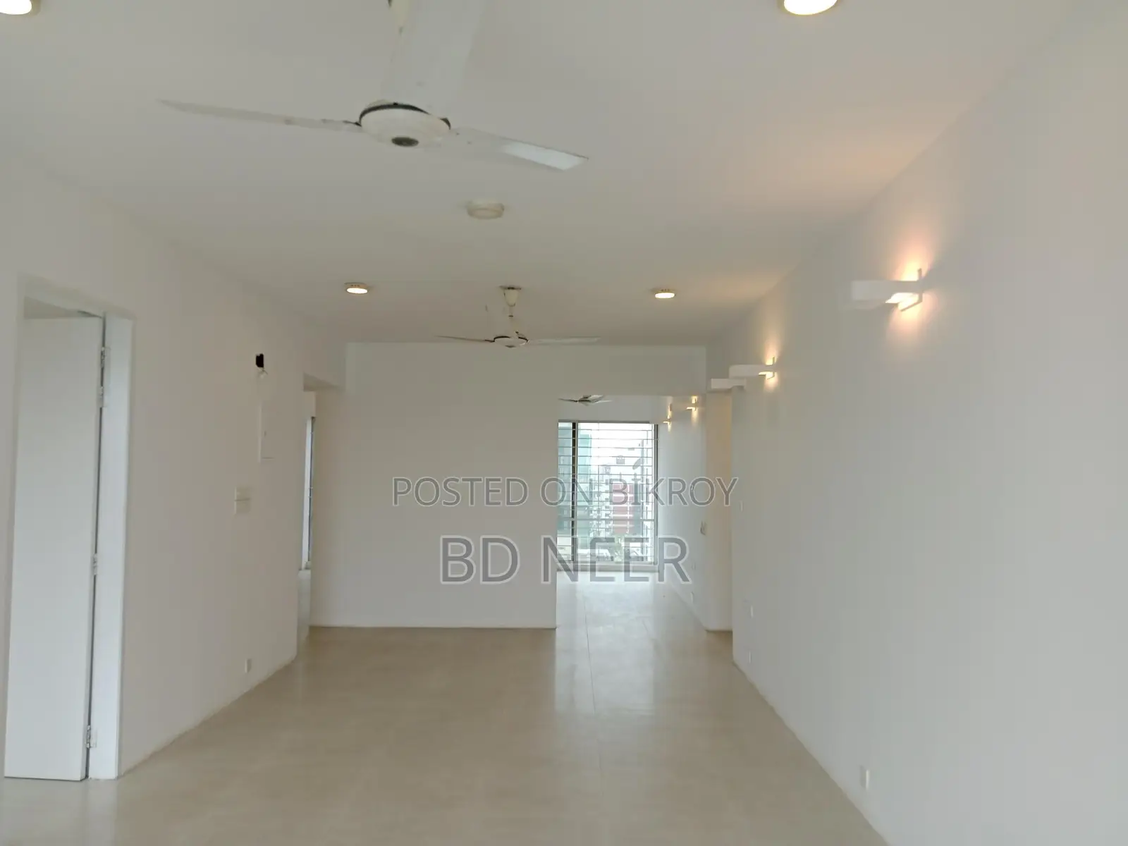 lake view 4 Bed room apt rent in Gulshan 2 North side