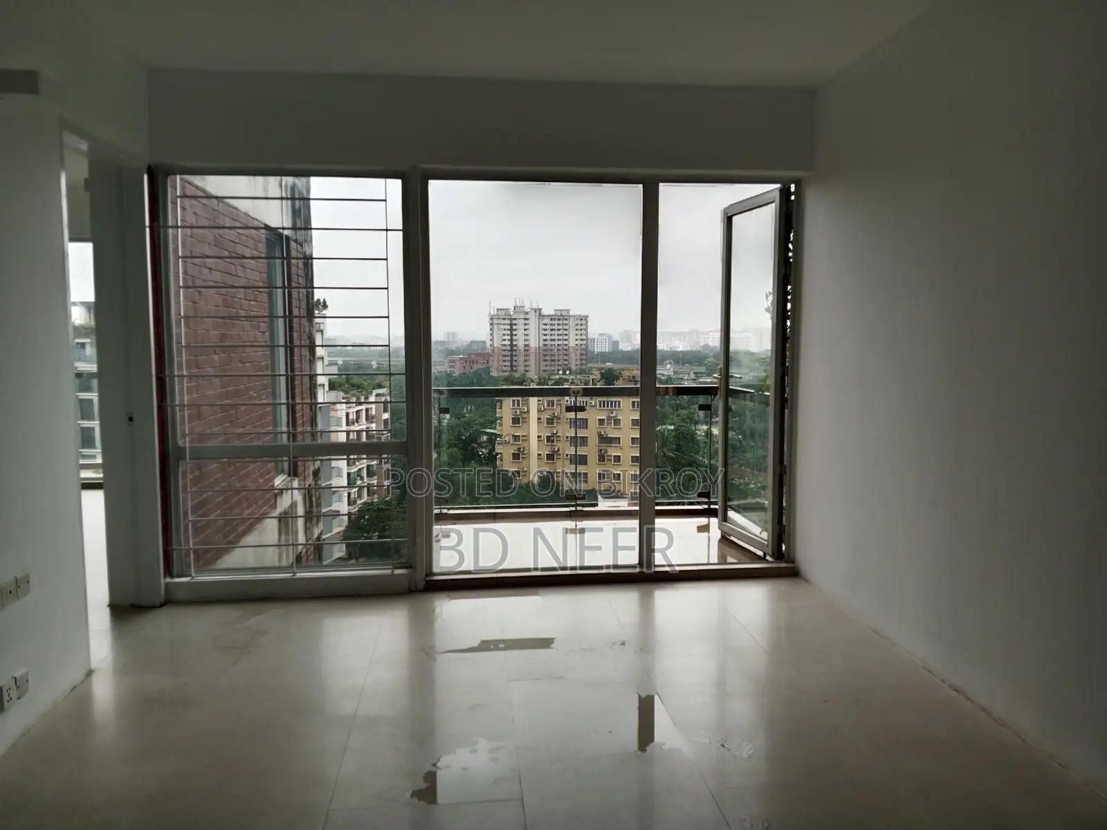 lake view 4 Bed room apt rent in Gulshan 2 North side