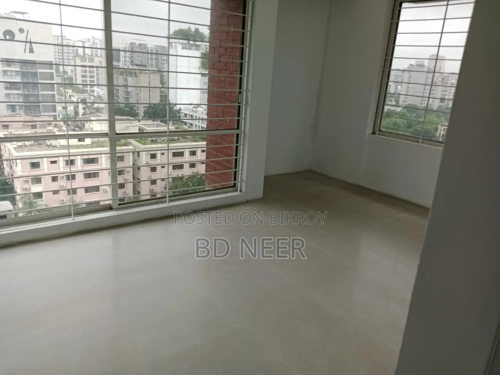 lake view 4 Bed room apt rent in Gulshan 2 North side