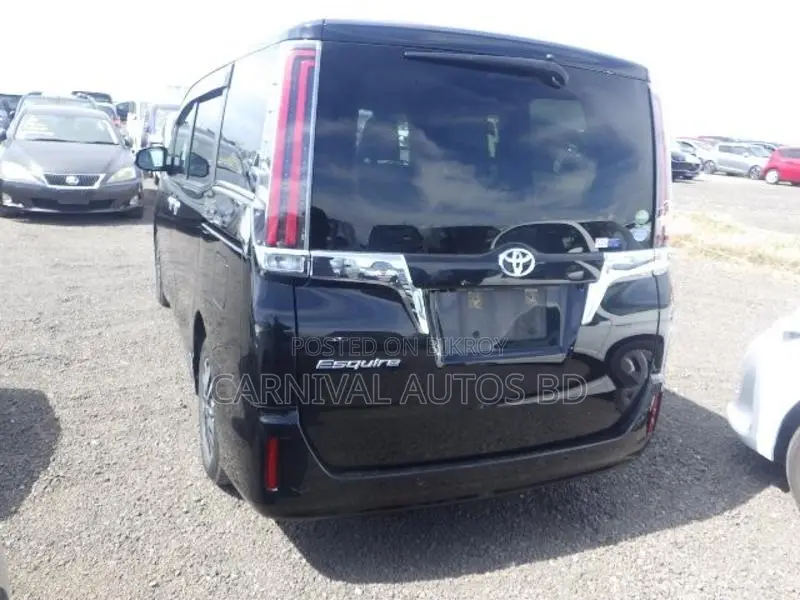 Toyota Esquire GI PREMIUM 2020
