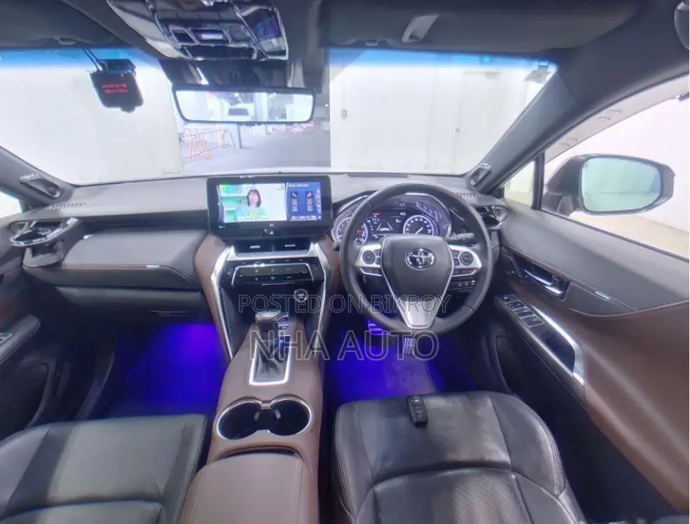 Toyota Harrier Z LEATHER NONHYBRID 2021