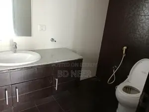 lake view 4 Bed room apt rent in Gulshan 2 North side