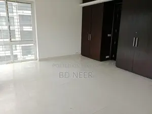 lake view 4 Bed room apt rent in Gulshan 2 North side