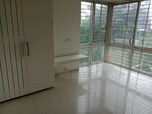 lake view 4 Bed room apt rent in Gulshan 2 North side