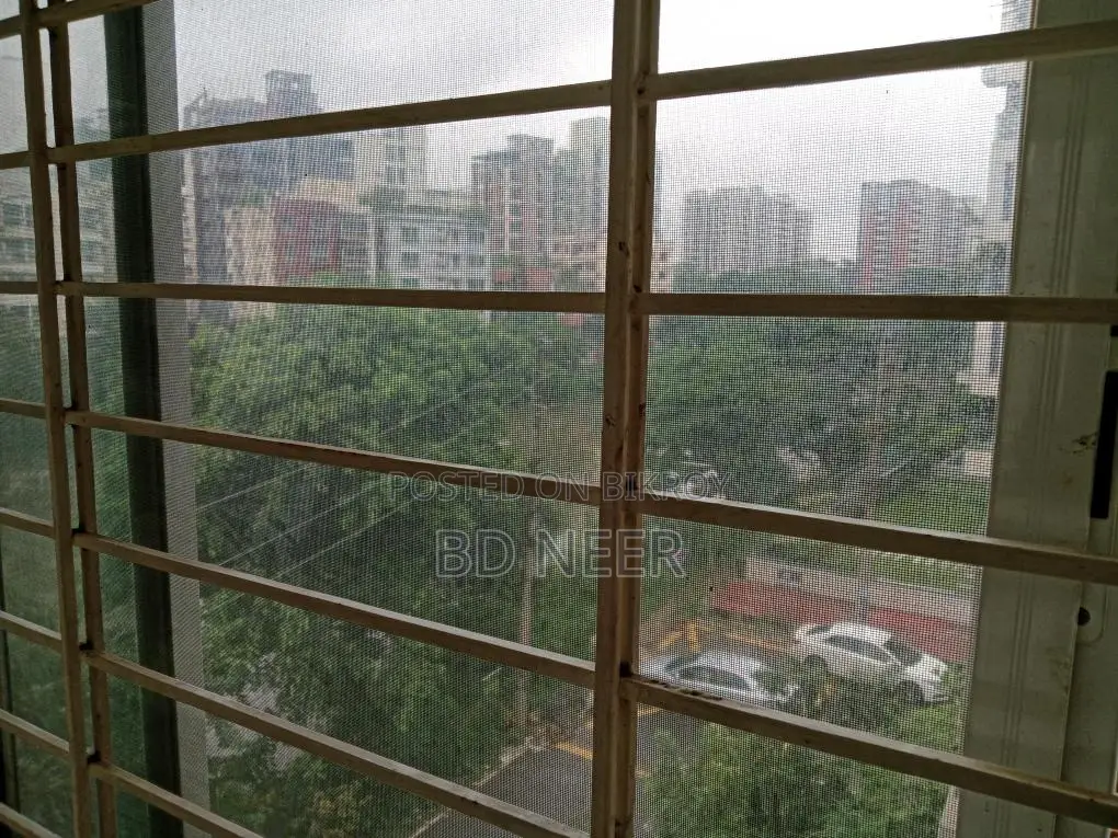 lake view 4 Bed room apt rent in Gulshan 2 North side