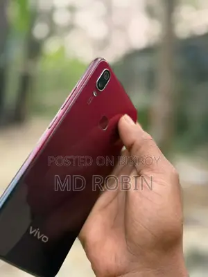 Vivo Y11 . (Used)