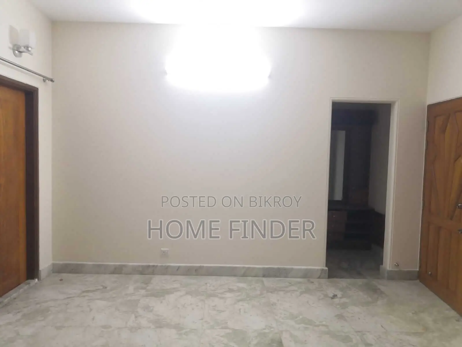 3Bed-2800 SqFt Apt: (TO-LET) In GULSHAN 2