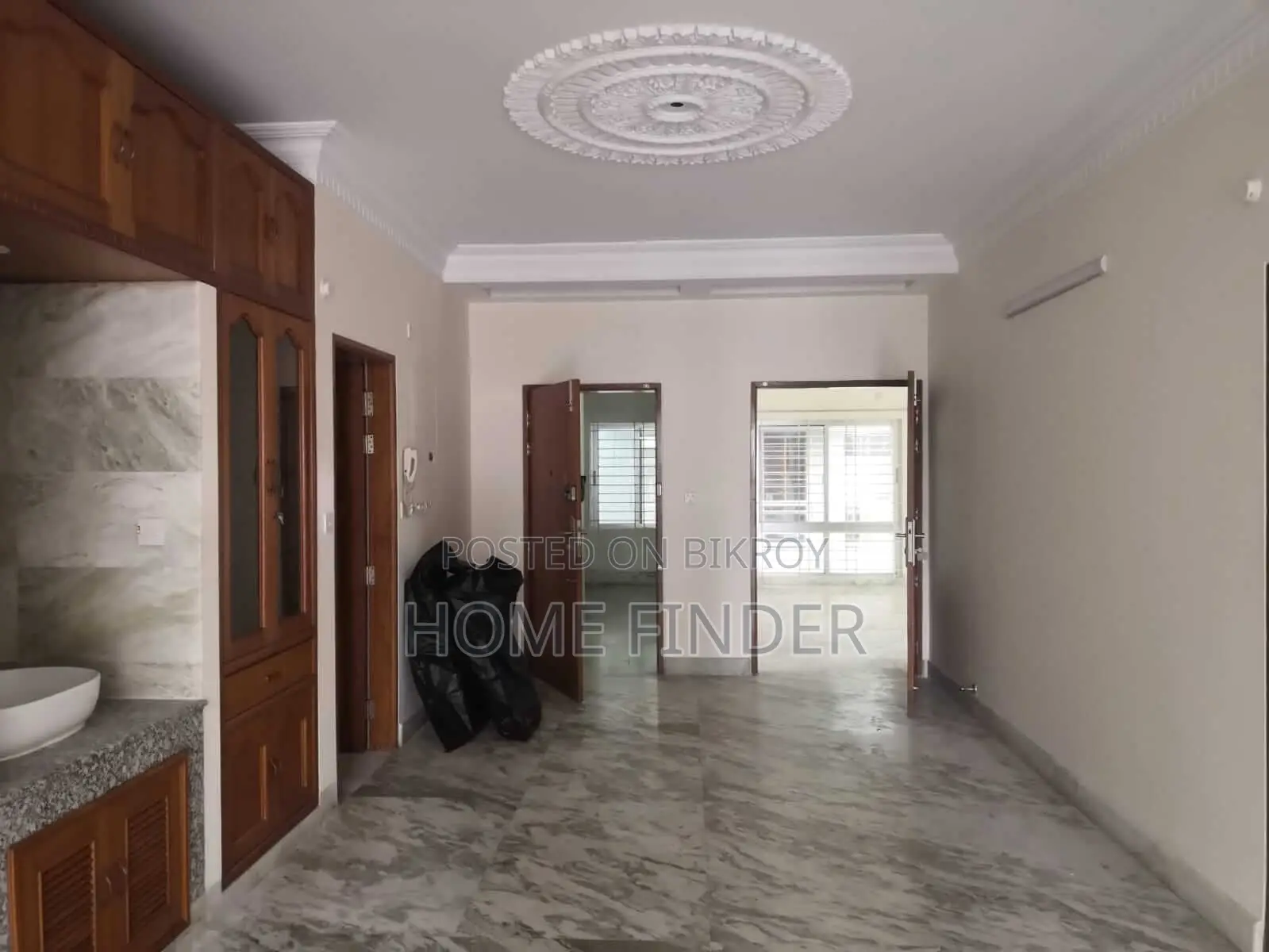 3Bed-2800 SqFt Apt: (TO-LET) In GULSHAN 2