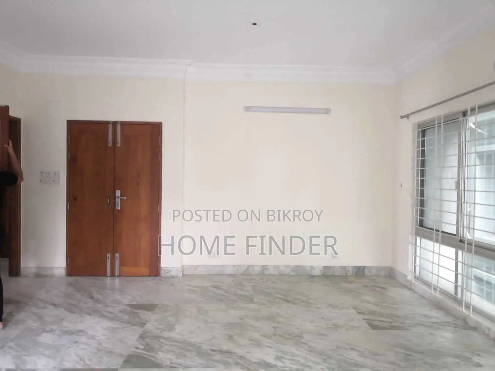 3Bed-2800 SqFt Apt: (TO-LET) In GULSHAN 2